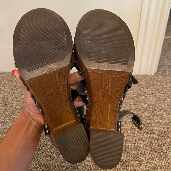 Mossimo Supply Co Platform Heels - Picture 3 of 5